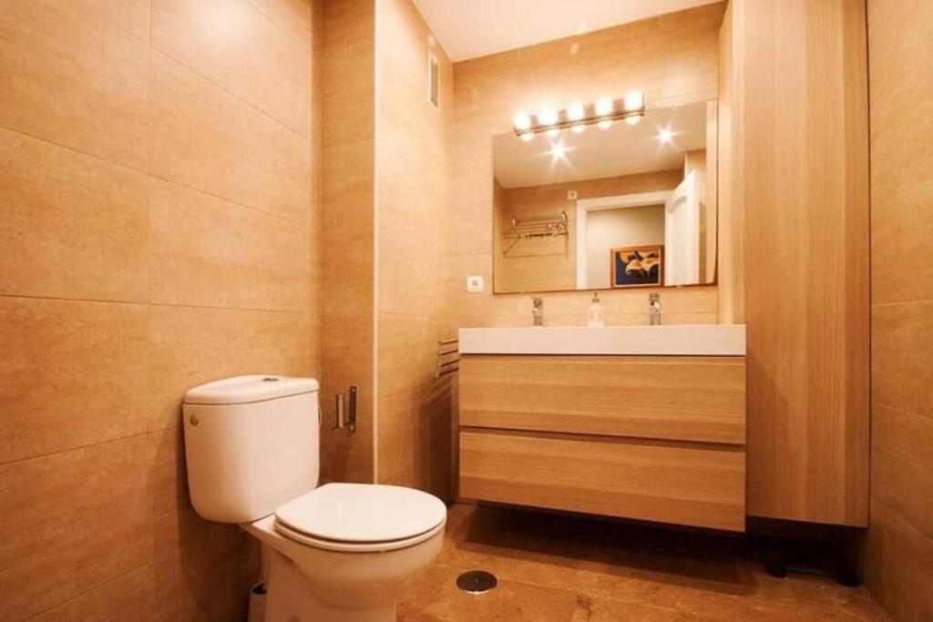 Apartamento + Parking En El Centro De Cartagena Exterior foto