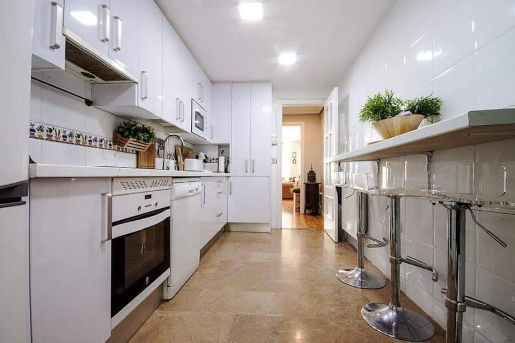 Apartamento + Parking En El Centro De Cartagena Exterior foto